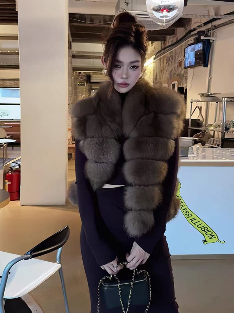 Vintage Fashion Years - Eco-Friendly Plush Jacket Women's Style Retro