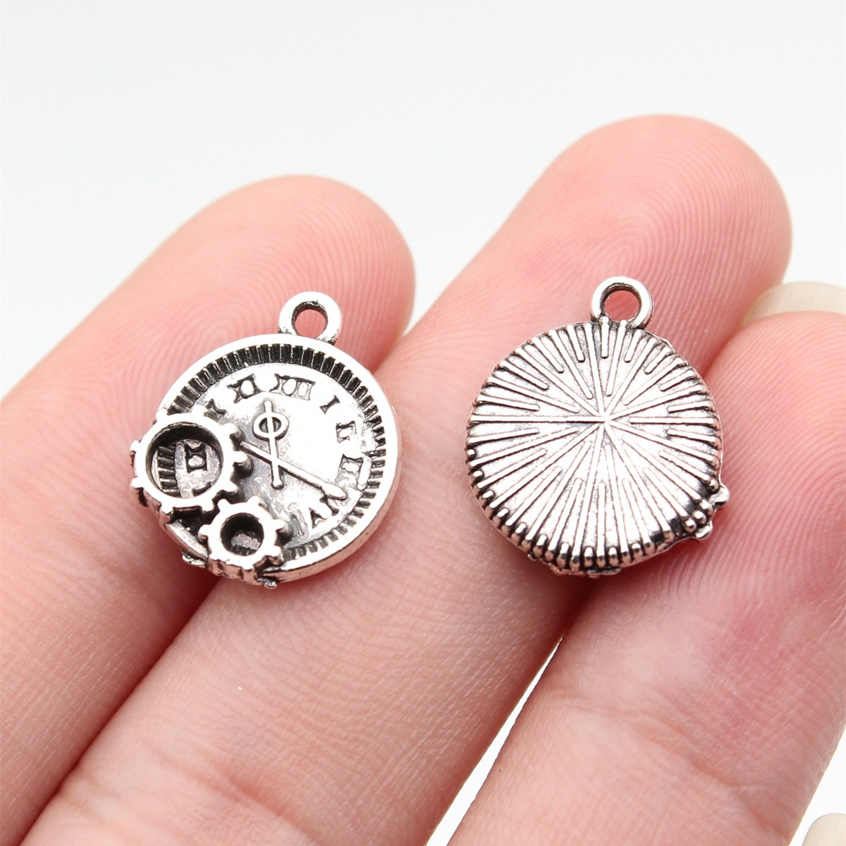 WYSIWYG 10pcs 16x14mm 2 Colors - Vintage Fashion Theme review and price