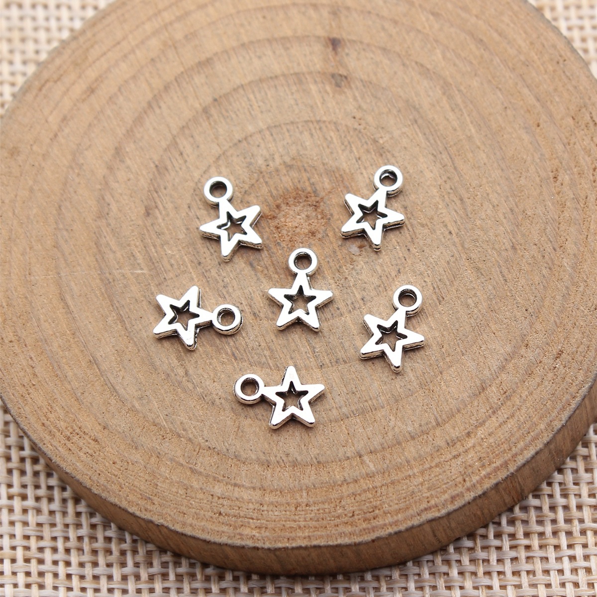 80pcs 8.5x6.2mm(0.33x0.24inch) - Vintage Fashion Theme review and price