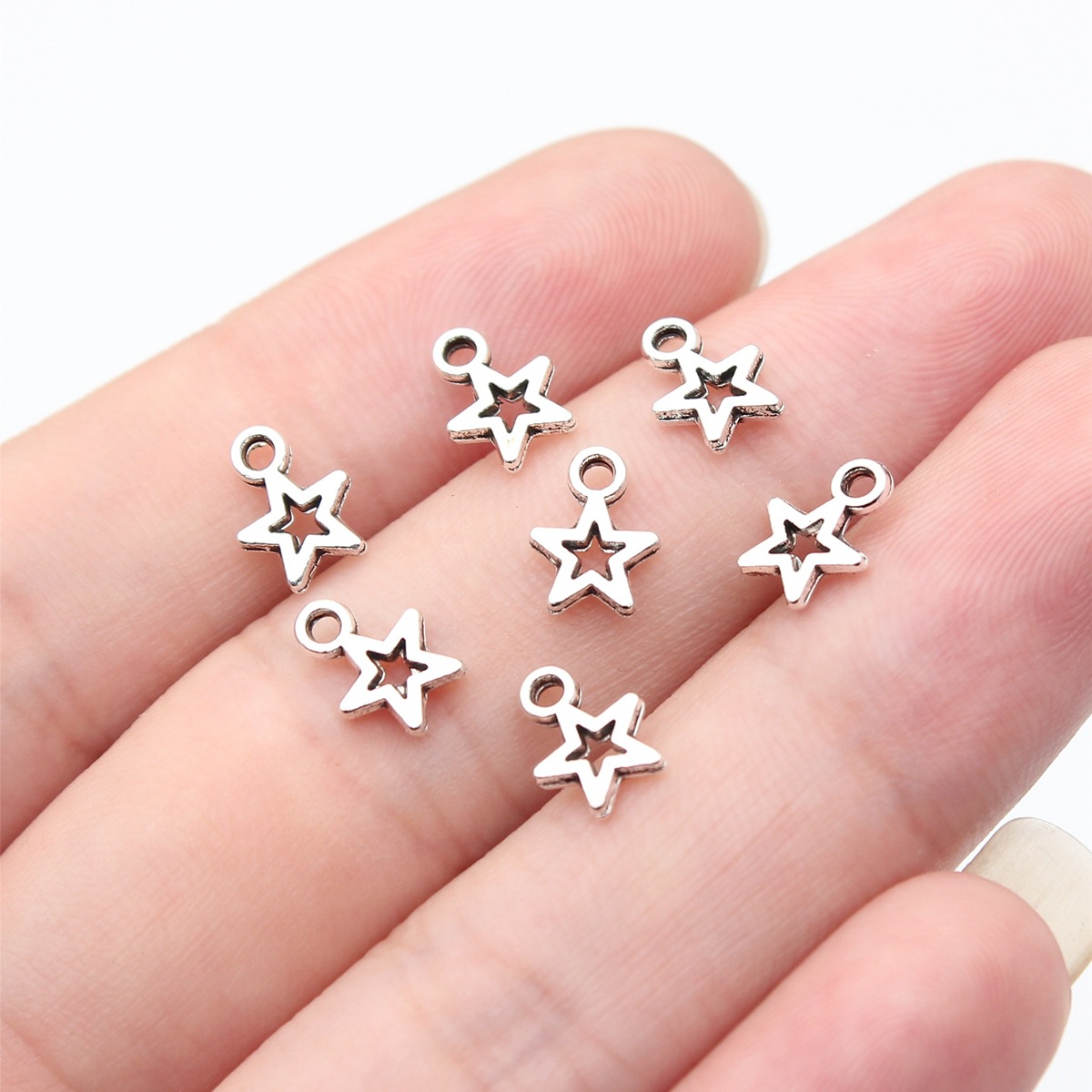 80pcs 8.5x6.2mm(0.33x0.24inch) - Vintage Fashion Theme review and price